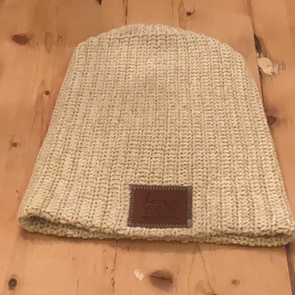 LOVE YOUR MELON knit hat.  Beige & white speckled.  One size.